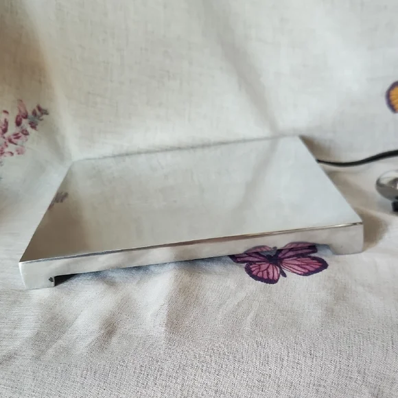 Lunares Napkin Holder With Weighted Stone - Picture 3 of 5